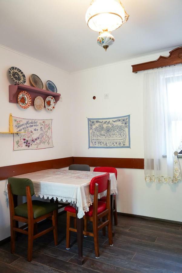 Courtyard Studio Oradea Ngoại thất bức ảnh