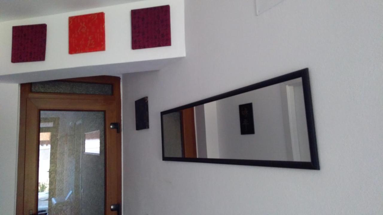 Courtyard Studio Oradea Ngoại thất bức ảnh